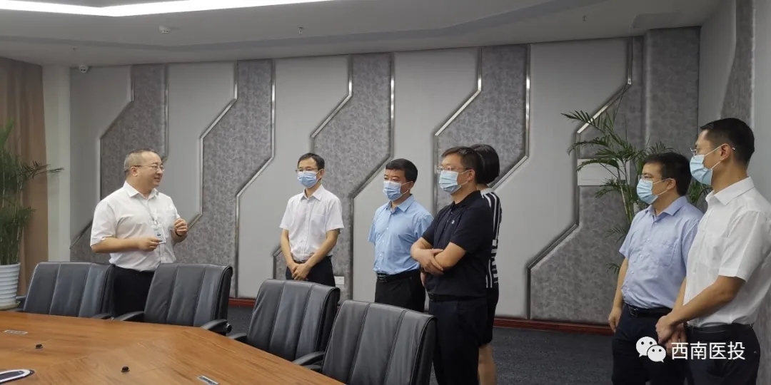副市長李堂兵率隊調研“互聯(lián)網(wǎng)+醫(yī)療健康”信息惠民工作