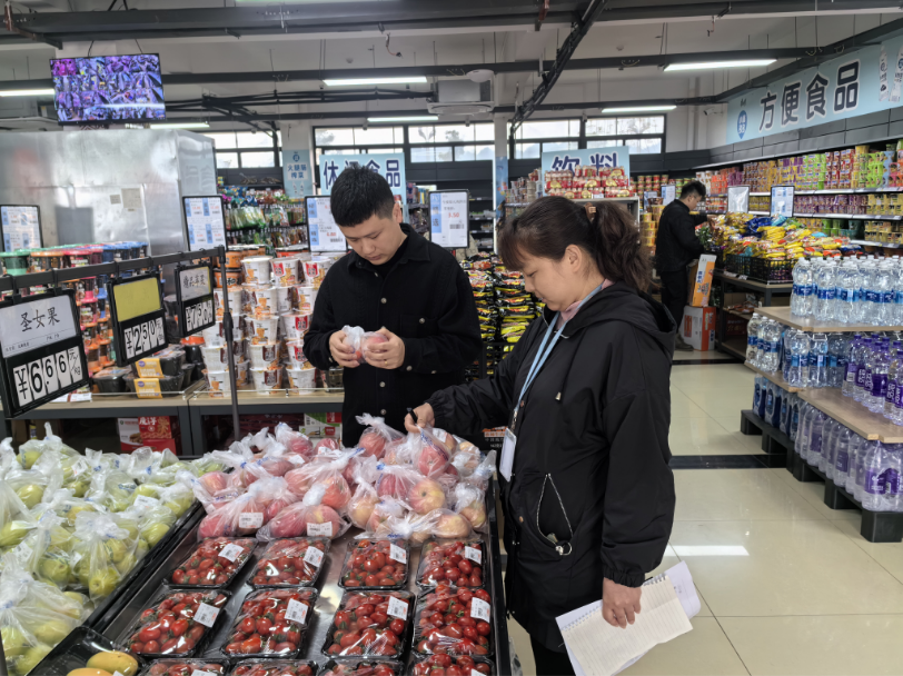 醫(yī)教投資公司開(kāi)展校園超市、業(yè)態(tài)全面檢查工作